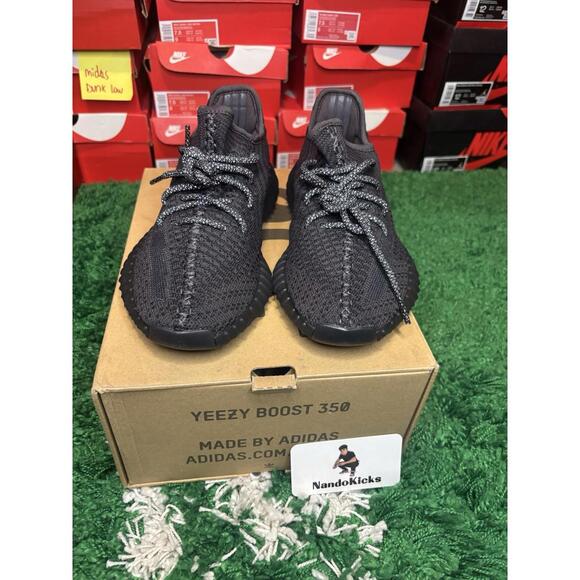 Adidas Yeezy Boost 350 V2 Black Non-Reflective Size 5M